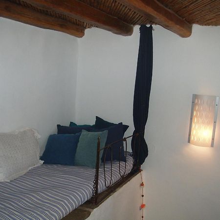 Traditional Stone House With Breathtaking View Serifos Town المظهر الخارجي الصورة