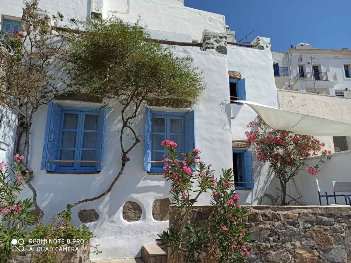Traditional Stone House With Breathtaking View Serifos Town المظهر الخارجي الصورة