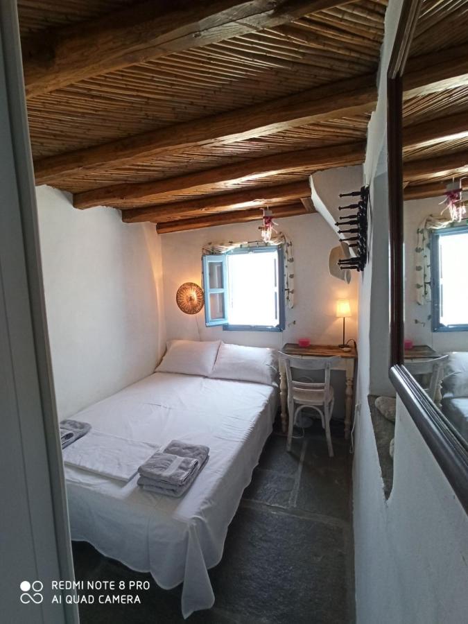 Traditional Stone House With Breathtaking View Serifos Town المظهر الخارجي الصورة