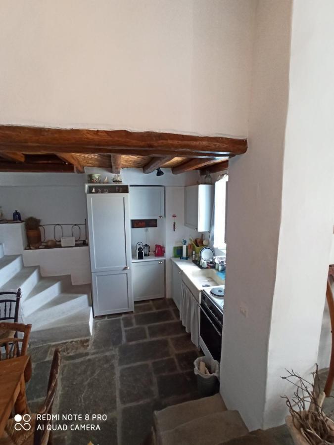 Traditional Stone House With Breathtaking View Serifos Town المظهر الخارجي الصورة