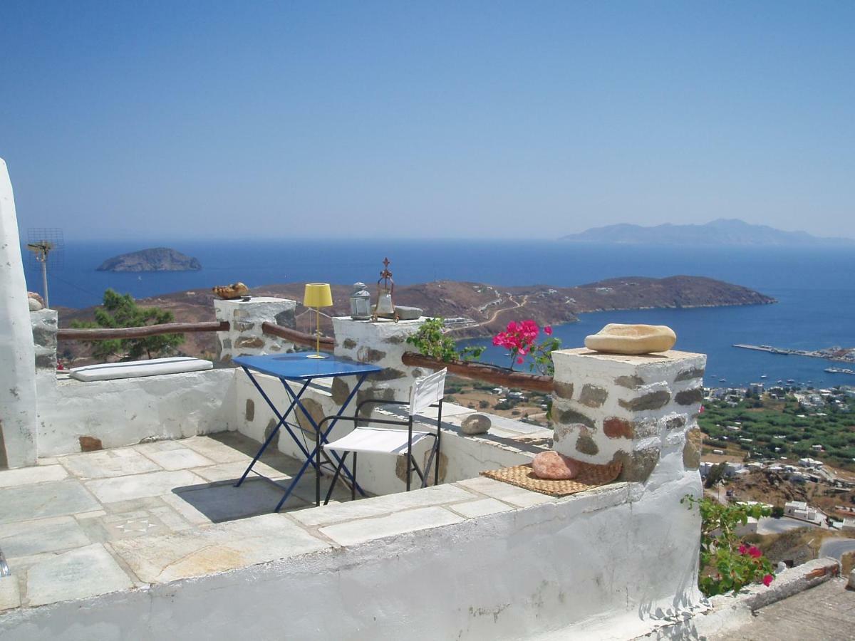 Traditional Stone House With Breathtaking View Serifos Town المظهر الخارجي الصورة