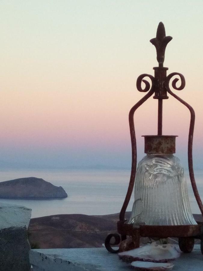 Traditional Stone House With Breathtaking View Serifos Town المظهر الخارجي الصورة