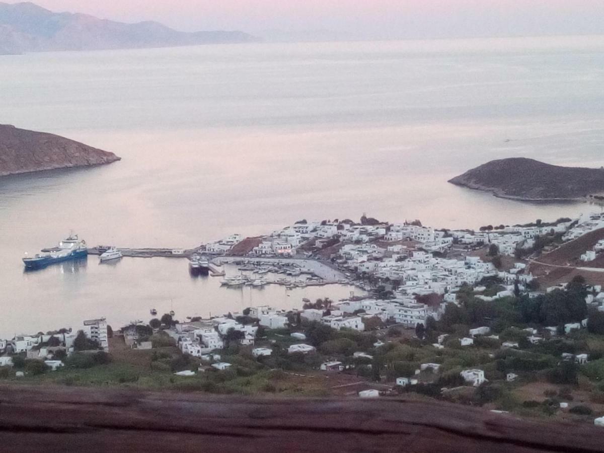 Traditional Stone House With Breathtaking View Serifos Town المظهر الخارجي الصورة